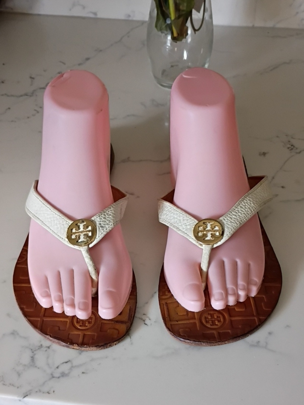 Tory Burch Metallic Leather Thong Sandals - White/Gold